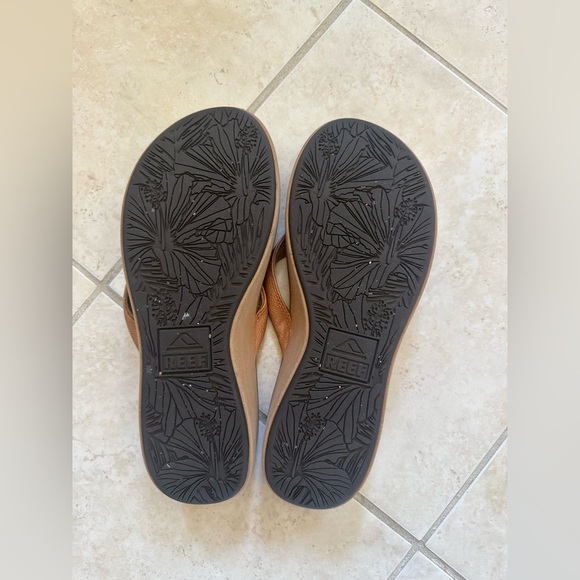 Reef Cushion Cloud Women's Sandals in Natural Tan - Picture 6 of 6